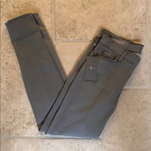 Brand new 7 jeans!